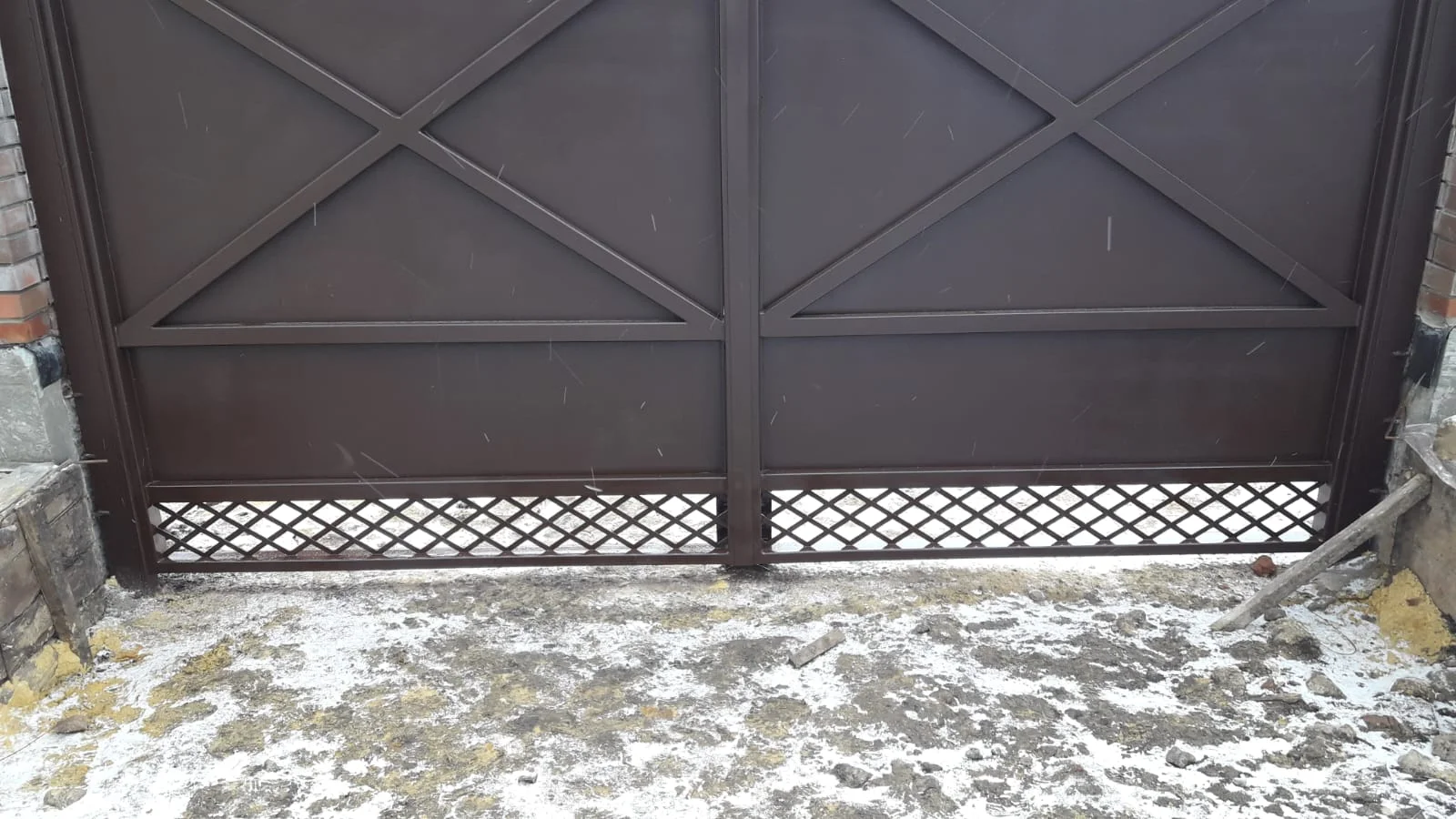 Metal Gates & Fences